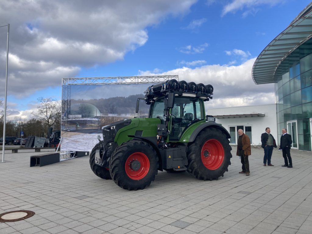 Fendt présente son premier tracteur à hydrogène lors du sommet allemand sur l’hydrogène