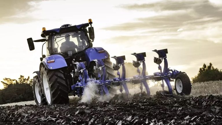 New Holland se sépare de son usine de charrues