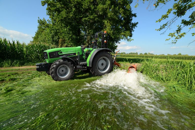 La nouvelle série 4E de Deutz-Fahr reçoit une transmission PowerShuttle