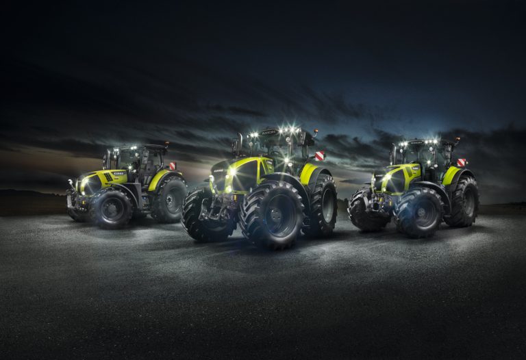 Claas Arion et Axion en Night Edition