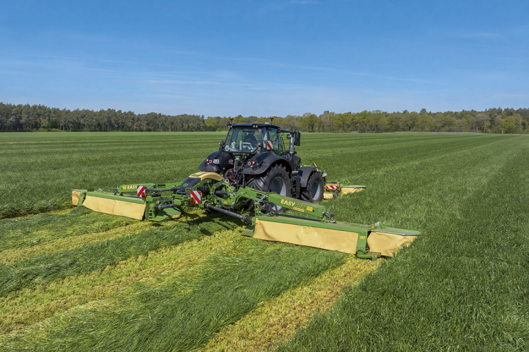 Fauchage efficace avec le Controlled Traffic Farming : Krone présente l’EasyCut B 1250 Fold