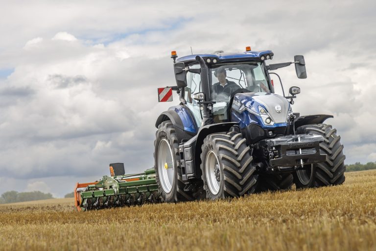 New Holland renouvelle le T7 Standard Wheelbase : plus de technologie, plus de confort et plus de capacité