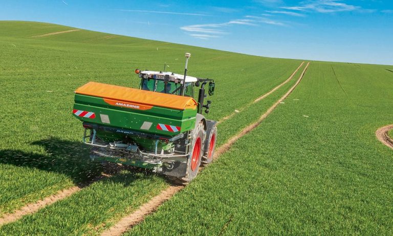 Amazone lance un épandeur d&rsquo;engrais à réglage automatique et remporte le prix Agritechnica