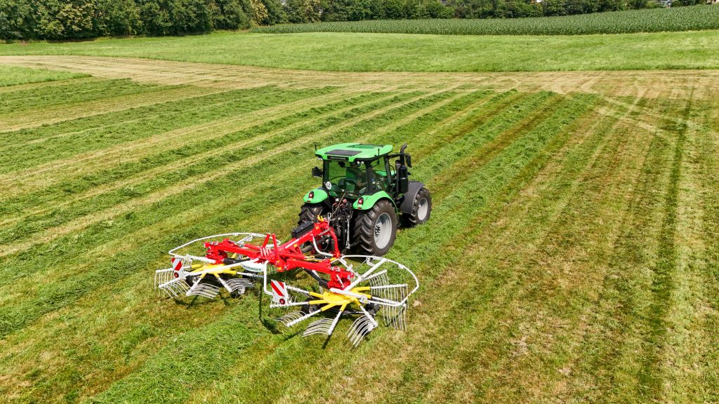 La nouvelle Pöttinger TOP V 6520 C mise sur la maniabilité et une conception compacte